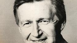Cropped photo of Leo Goodman